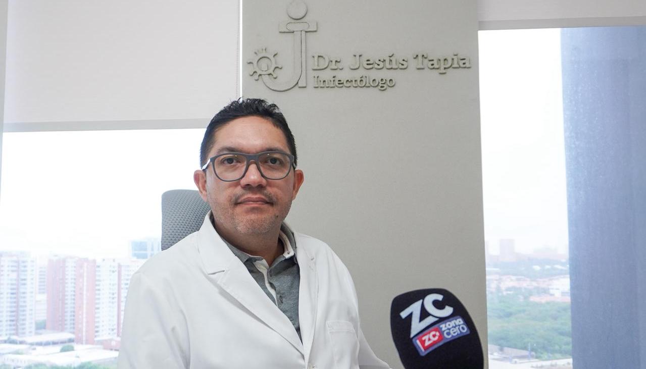 Médico Infectólogo Jesús Tapia García.