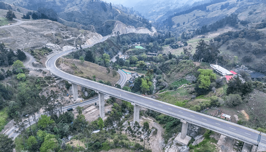 Autopista Pamplona-Cúcuta.