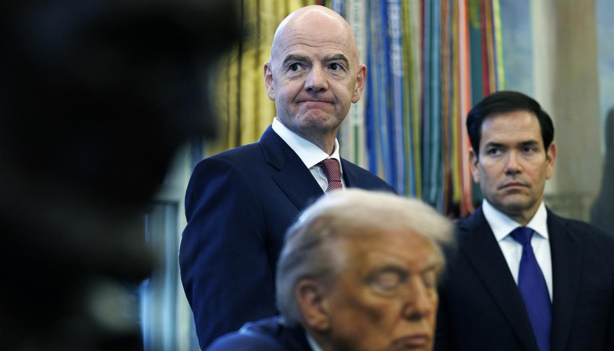 El presidente de Estados Unidos, Donald Trump y el de la FIFA, Gianni Infantino.