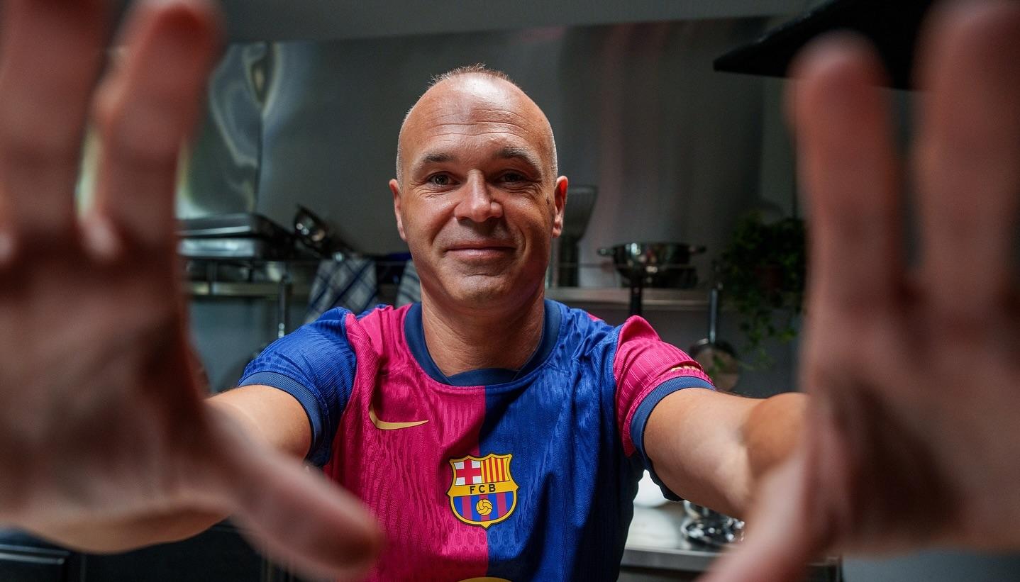 El exfutbolista español Andrés Iniesta. 