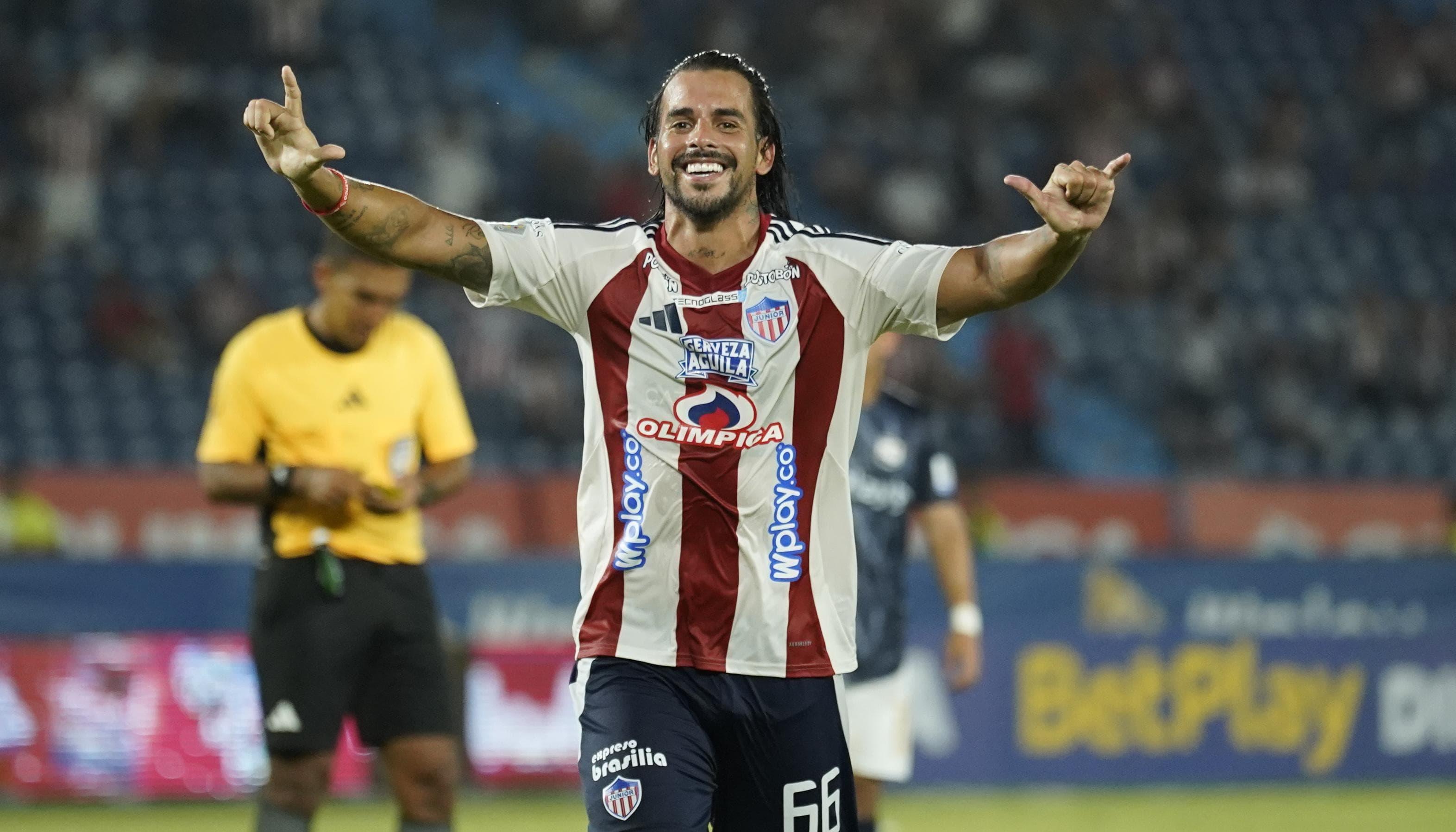 El defensa central paraguayo Javier Báez. 