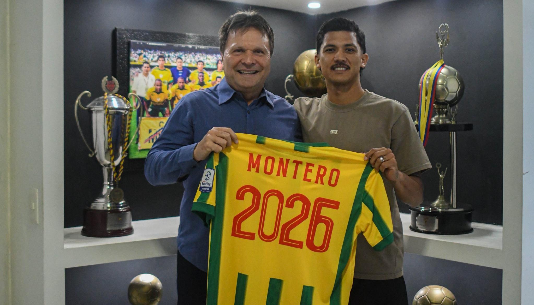 Fredy Montero con Helmut Wennin, de Colombiagol. 