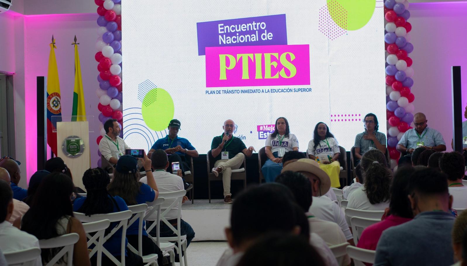 Primer Encuentro Regional PTIES en San Onofre, Sucre. 