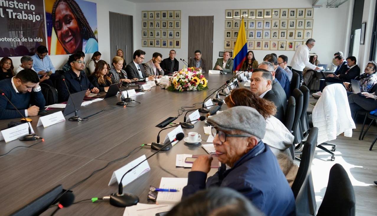 Comisión Permanente de Concertación de Políticas Salariales y Laborales.