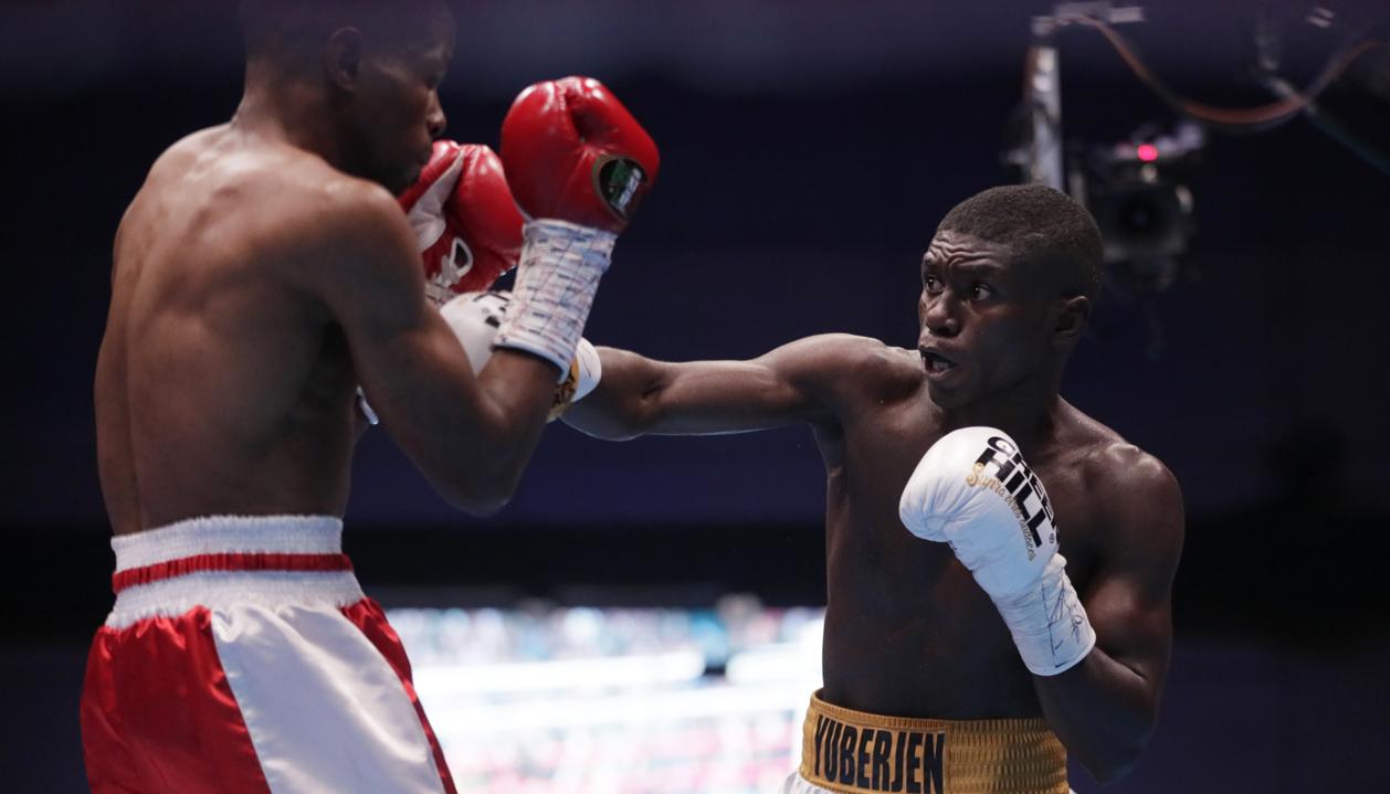Yuberjen Martínez durante su combate el pasado 29 de octubre contra Juan Agüero.