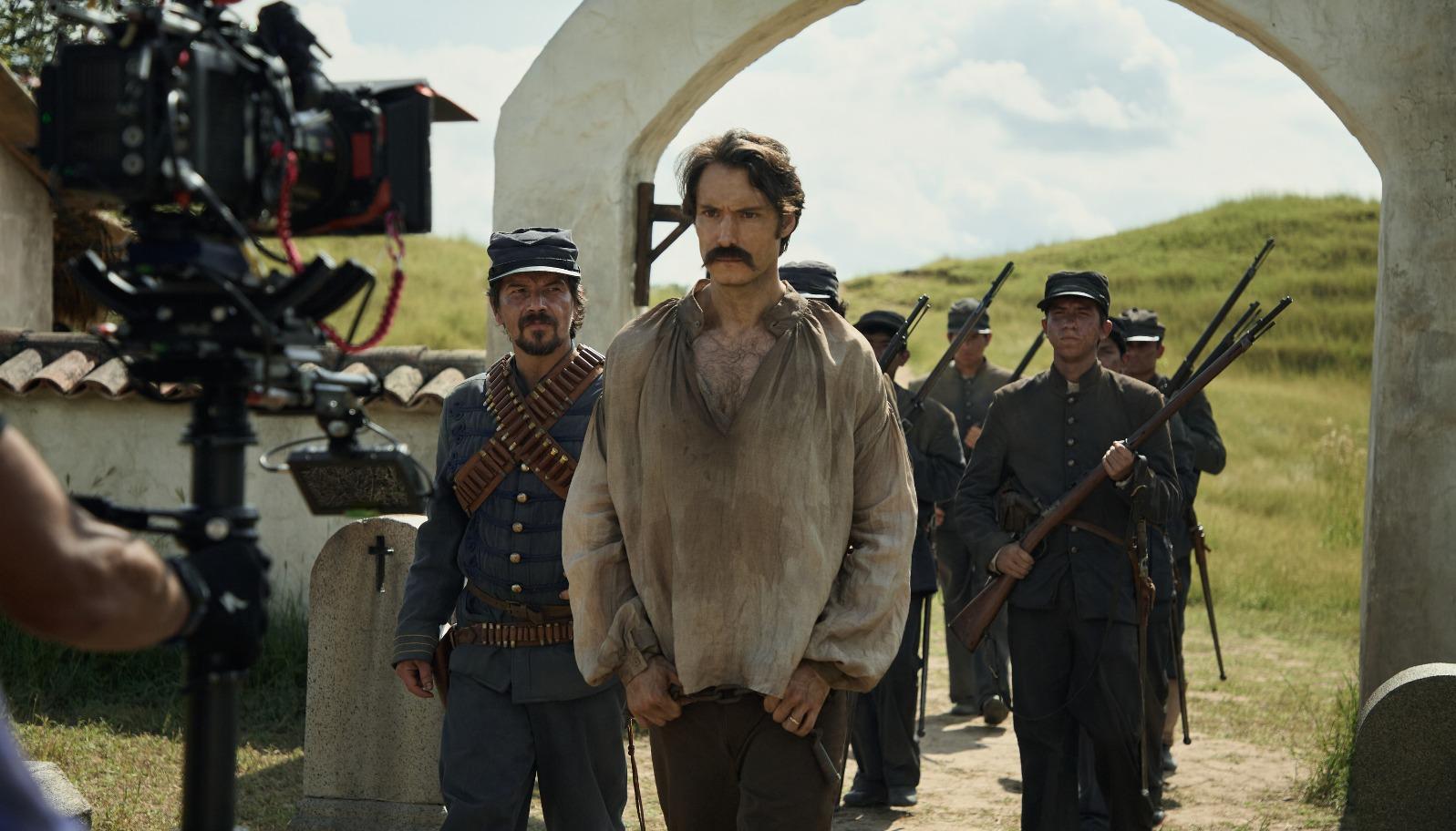  Leonardo Soto personifica a José Arcadio.