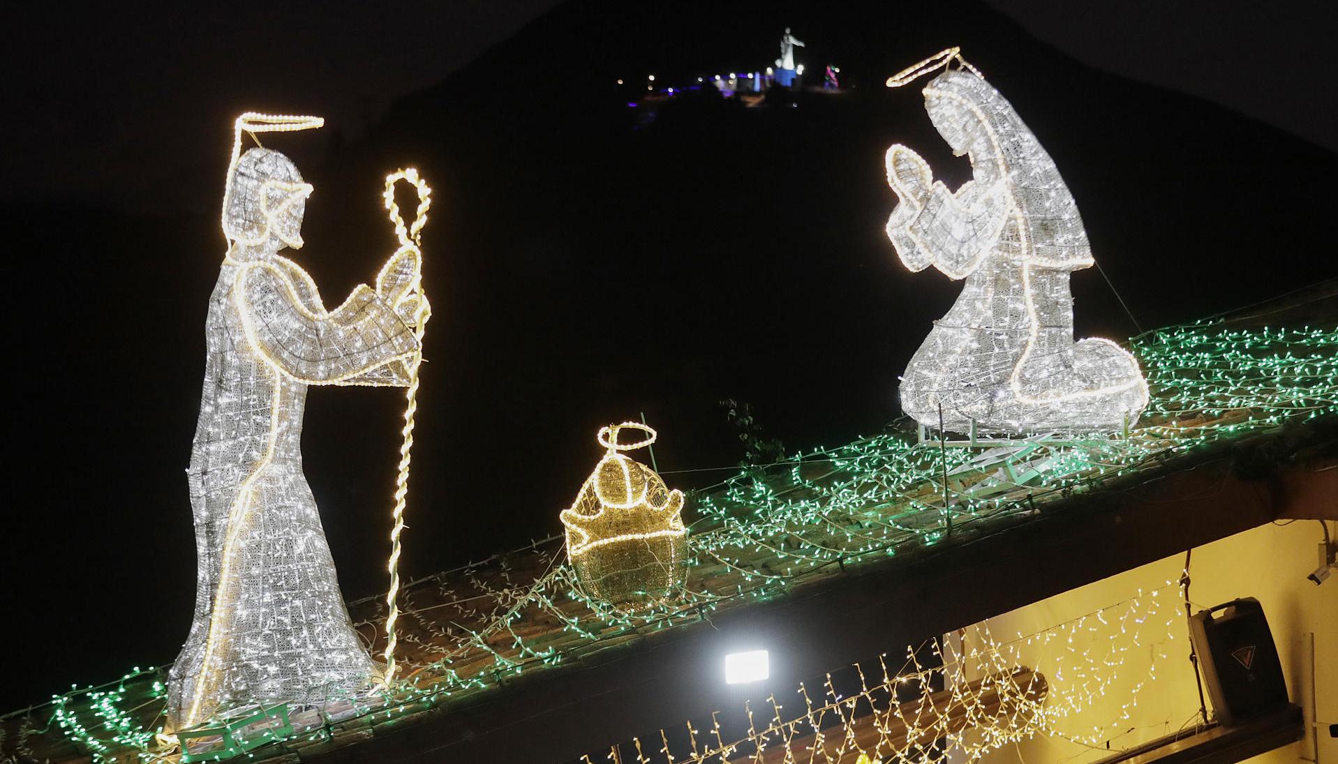 Algunos de los alumbrados. 