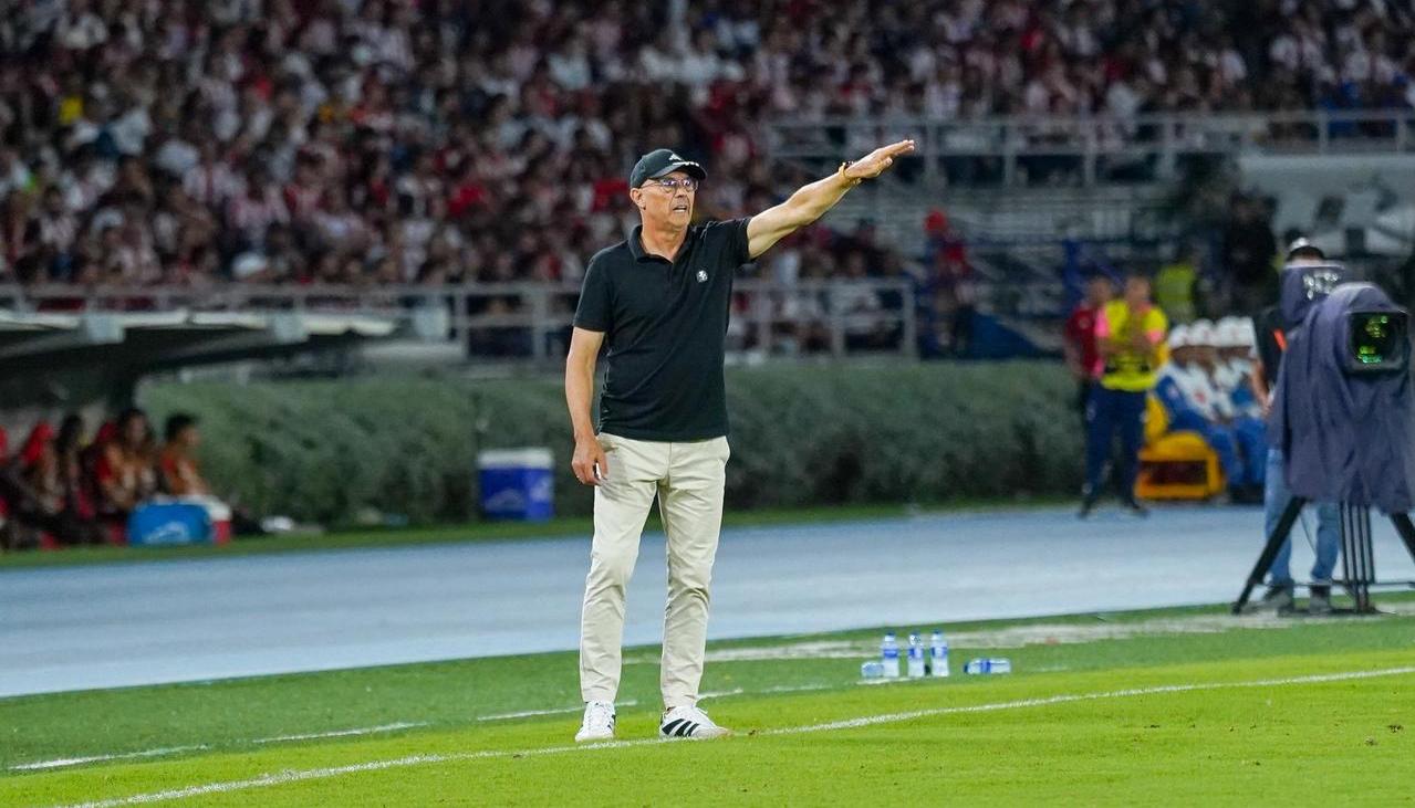 Alfredo Arias, técnico de Junior.