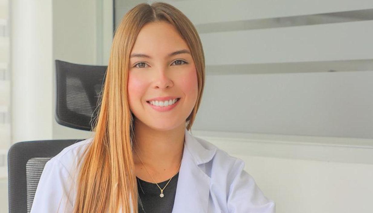 Antonella Scorza, Oftalmóloga