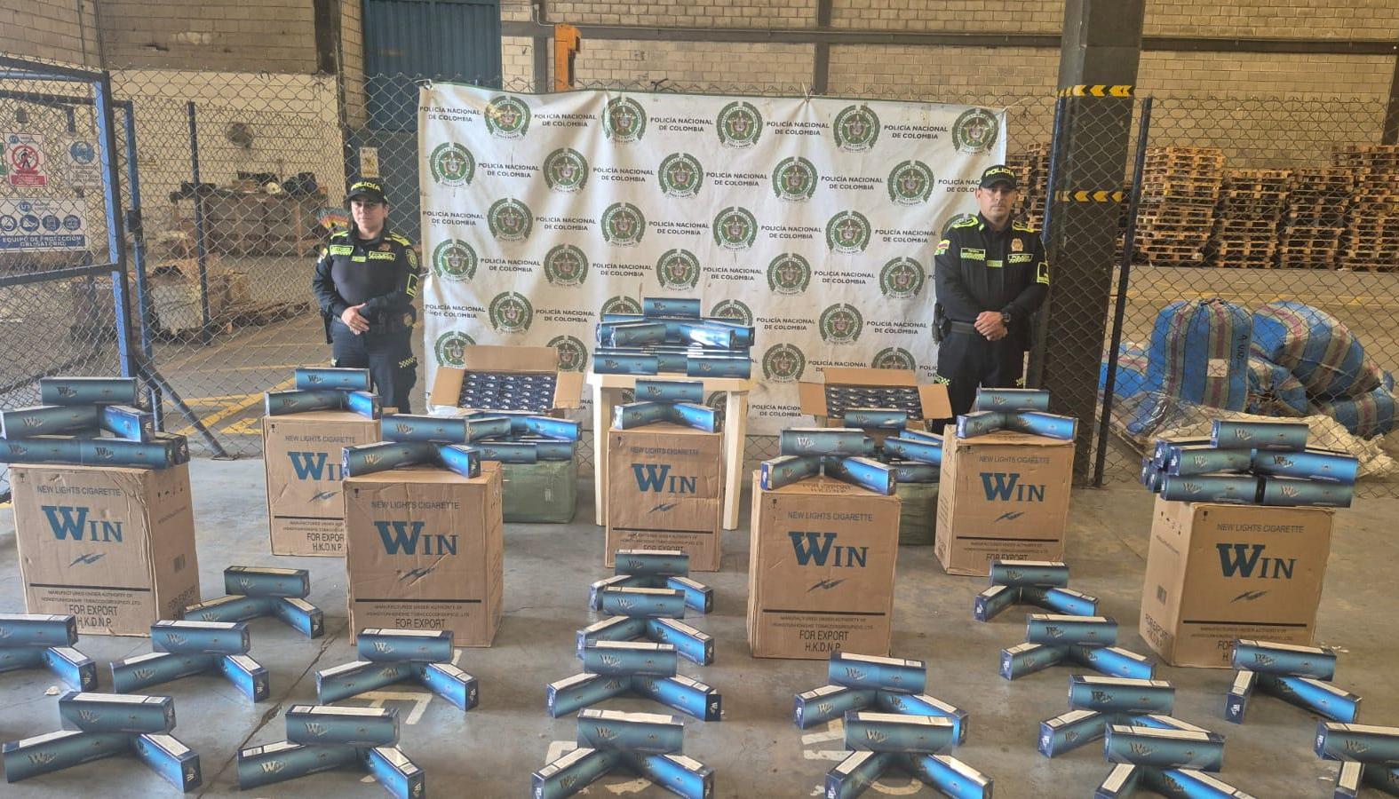 Cigarrillo de contrabando incautado en el aeropuerto de carga