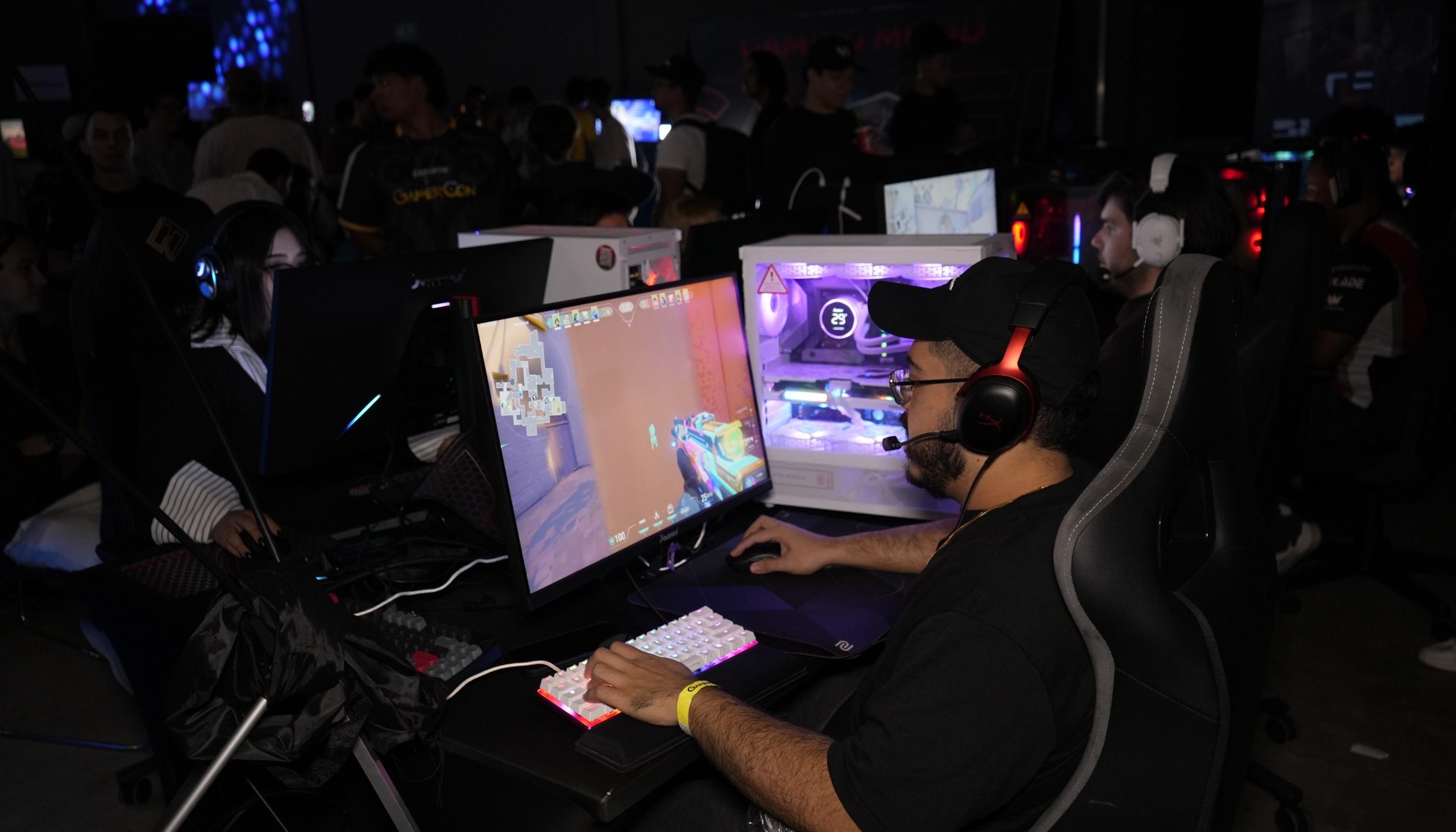 Asistentes al GamerCon.