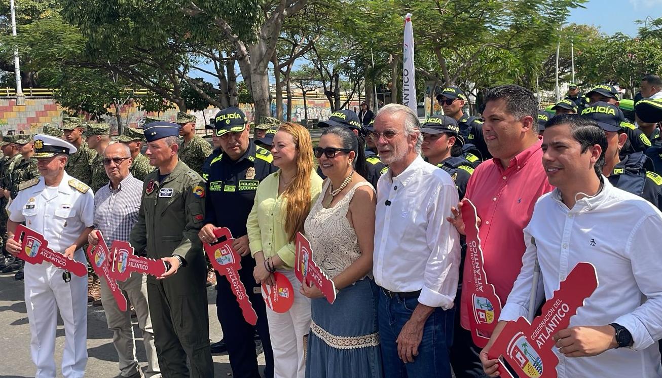 Acto de presentación se llevó a cabo en la Plaza de la Paz.
