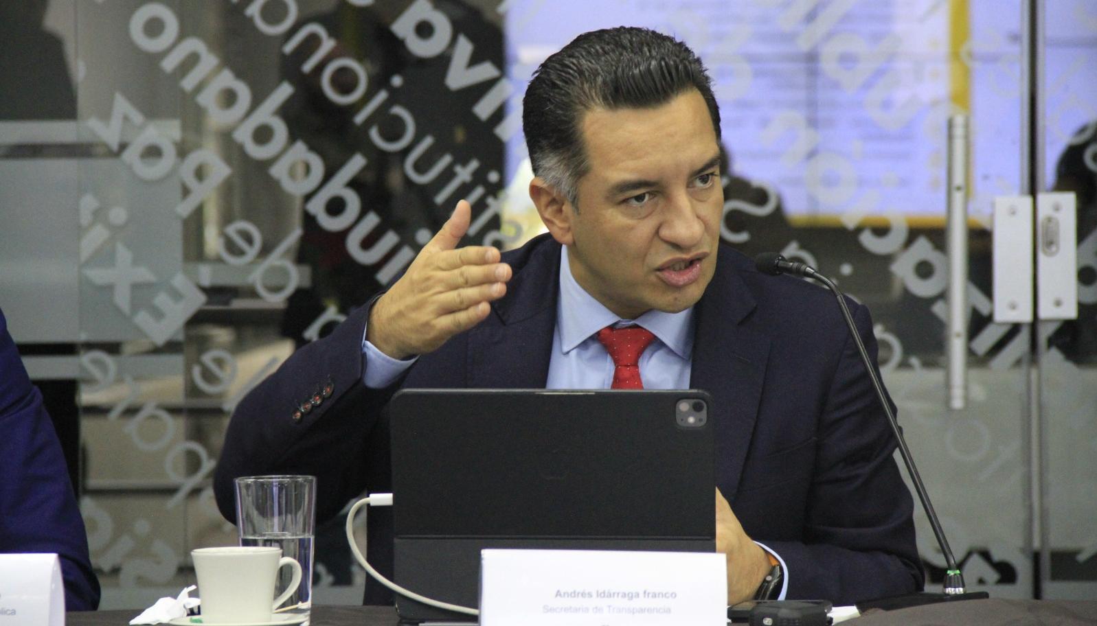 El ministro de Justicia (e), Andrés Idárraga.