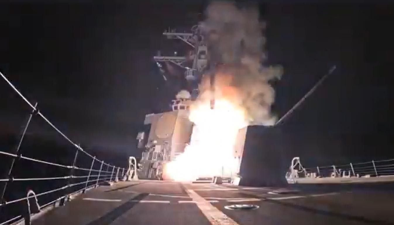 Lanzamiento de un misil por parte de Estados Unidos.