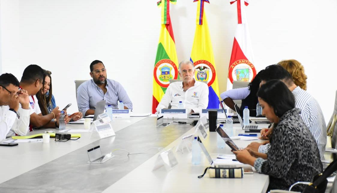 Leyton Barrios y el Gobernador Eduardo Verano.