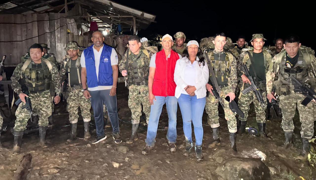 Los militares liberados.