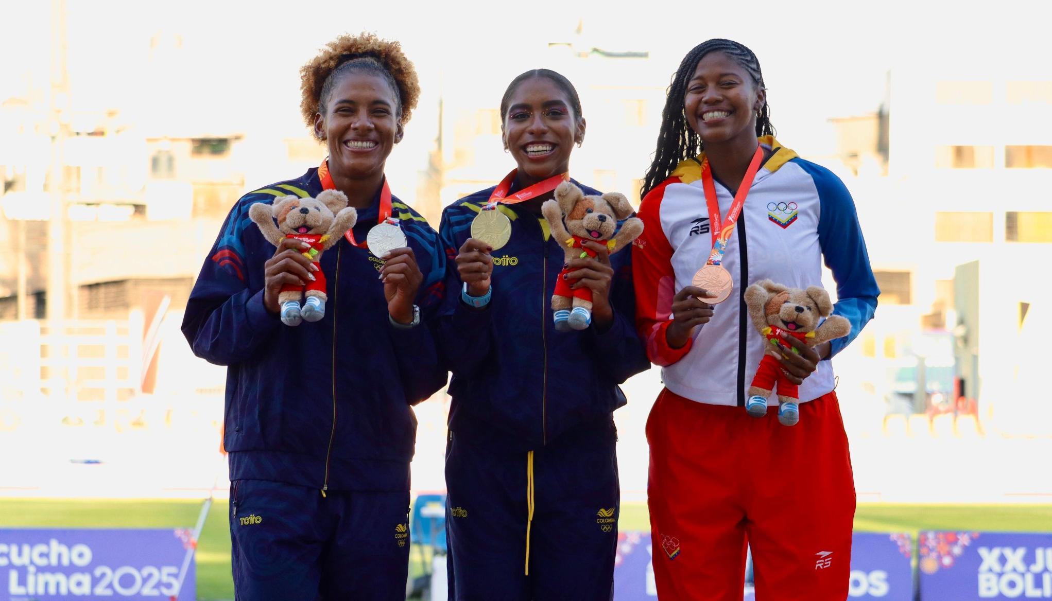 La colombiana Martha Araujo ganó la plata, Natalia Linares y la venezolana Ornelis Ortiz, quien consiguió el bronce.