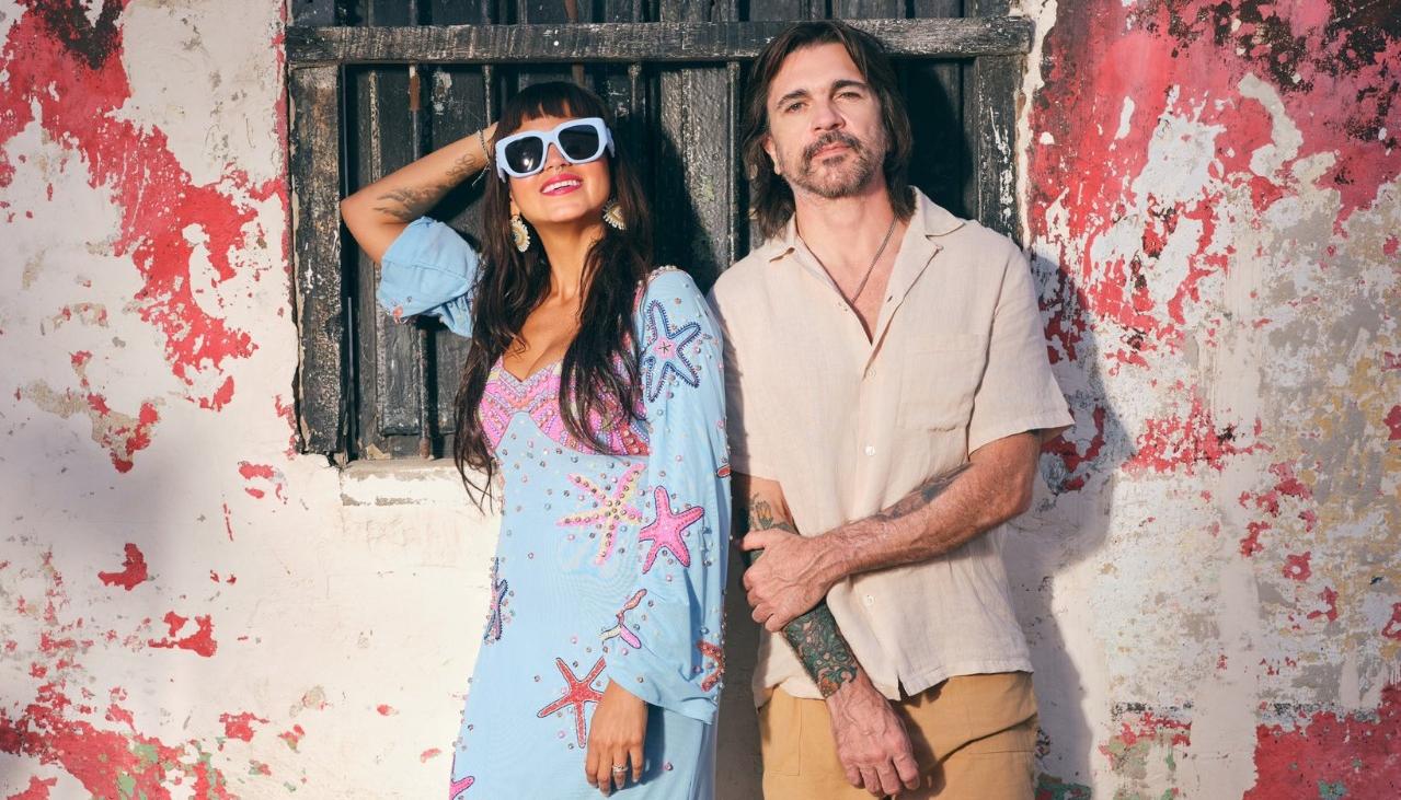 Juanes y Saumet, vocalista de Bomba Estéreo.