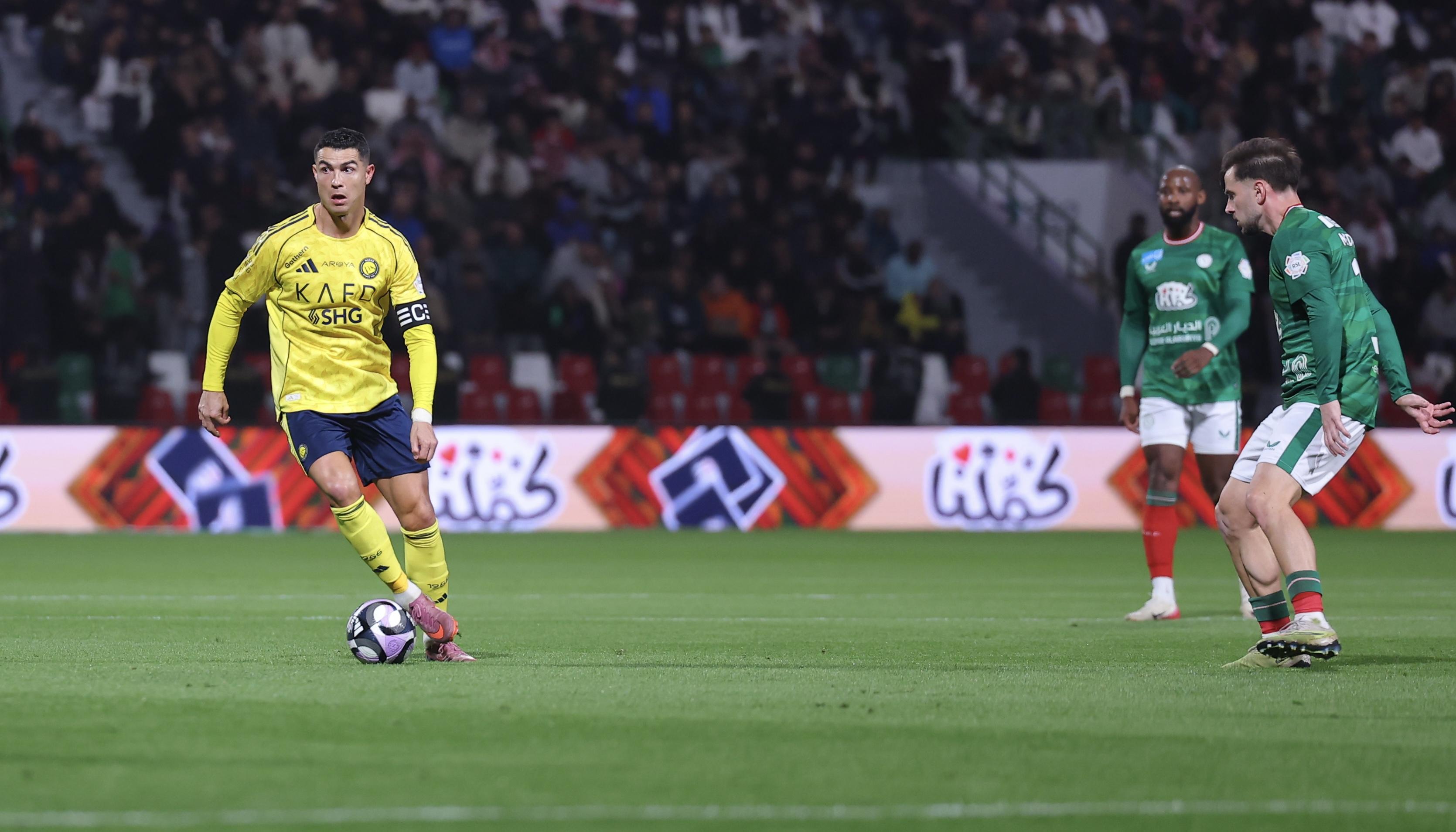 Cristiano Ronaldo durante el partido del Al Nassr contra Al Ettifaq.