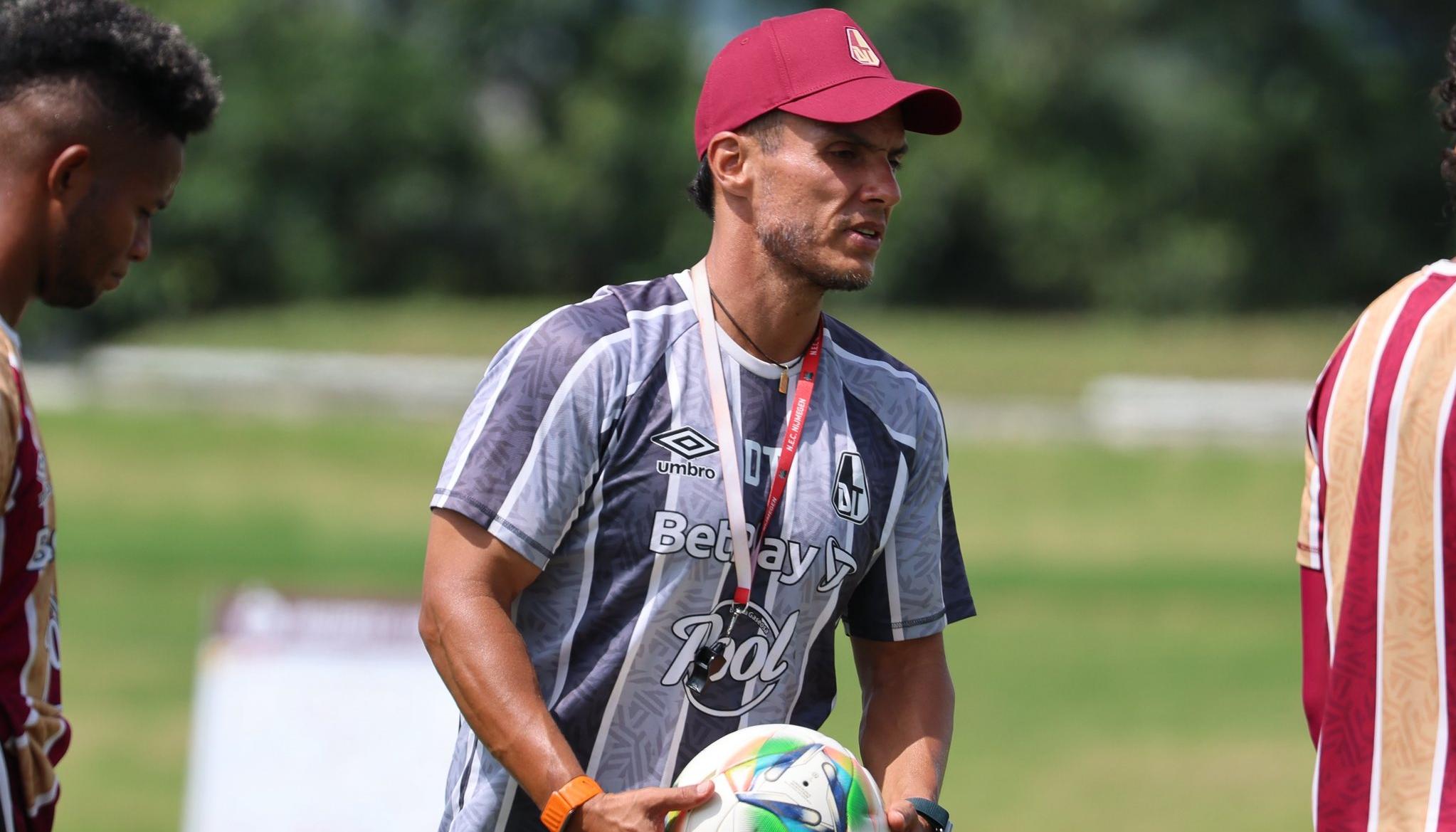 Lucas González, técnico del Deportes Tolima. 