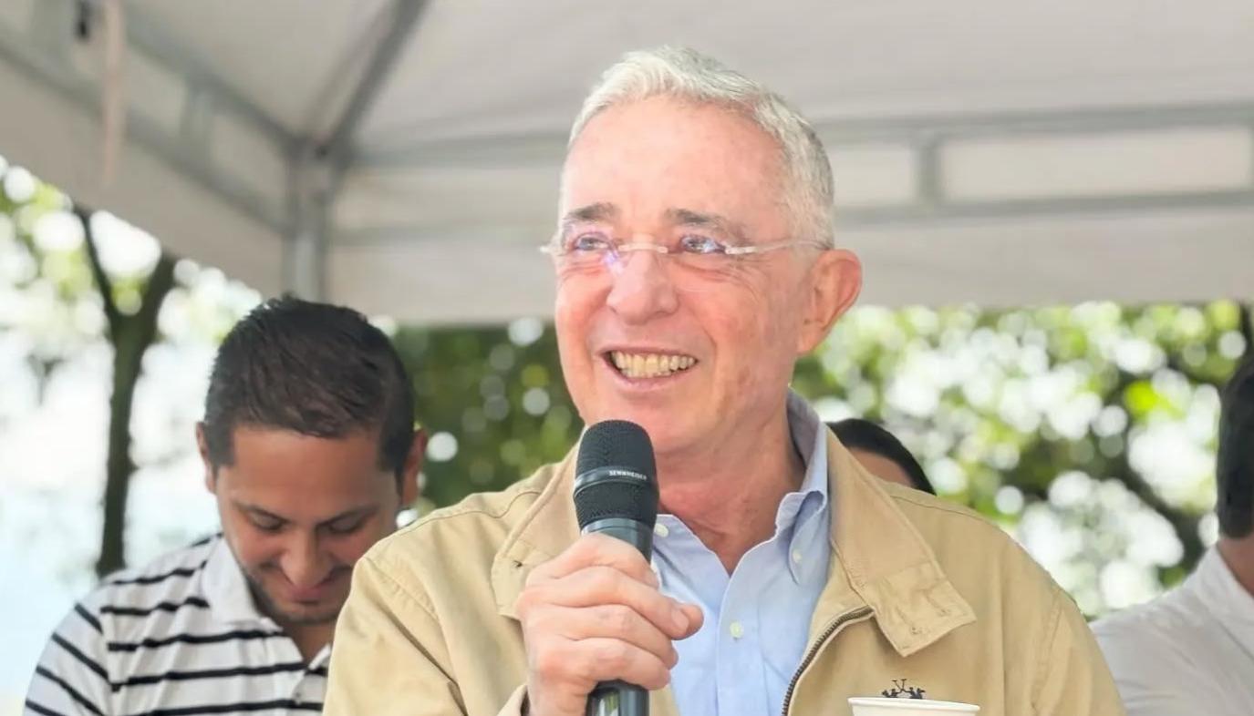 Álvaro Uribe