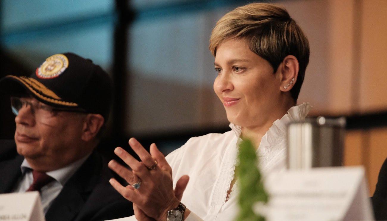 Verónica Alcocer, primera dama de la Nación. 