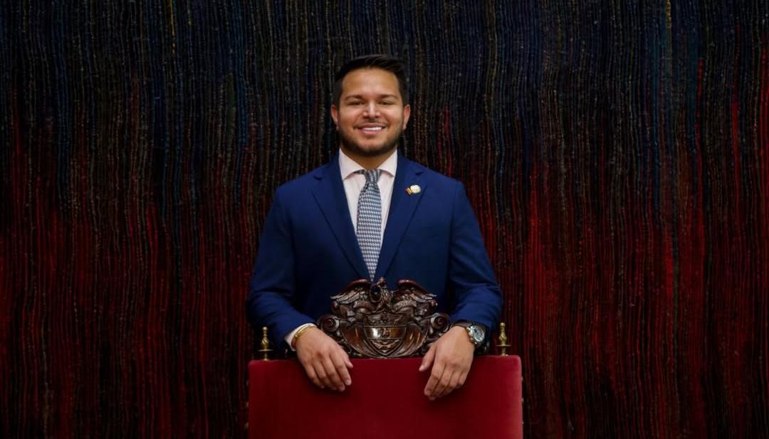 Nicolás Alcocer Petro.