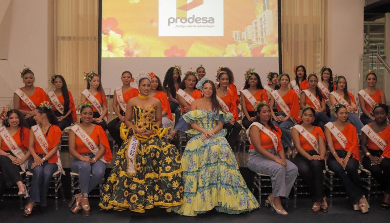 Aspirantes al Reinado Popular 2026 junto a la Reina del Carnaval, Michelle CHar Fernández. 