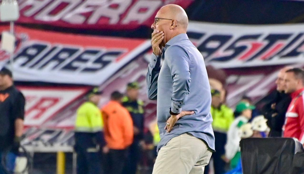 El técnico de Junior, Alfredo Arias.