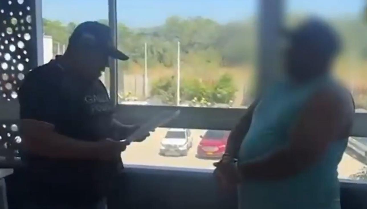 Víctor David Macías Parra, alias ‘Jabalí’, cuando era capturado por la Policía. 