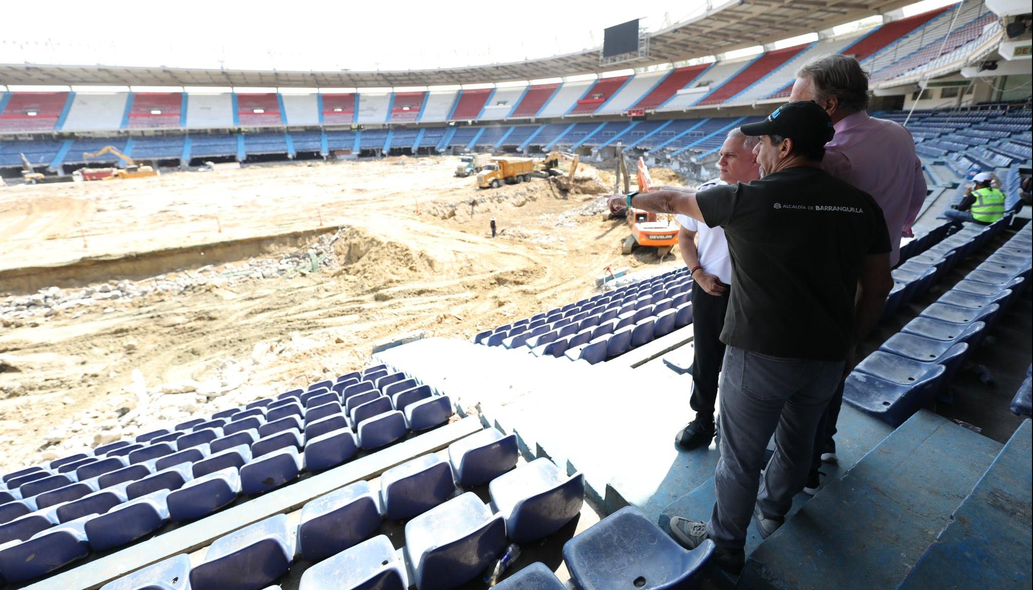 El Alcalde Char junto a Ramón Jesurun, presidente de la FCF.