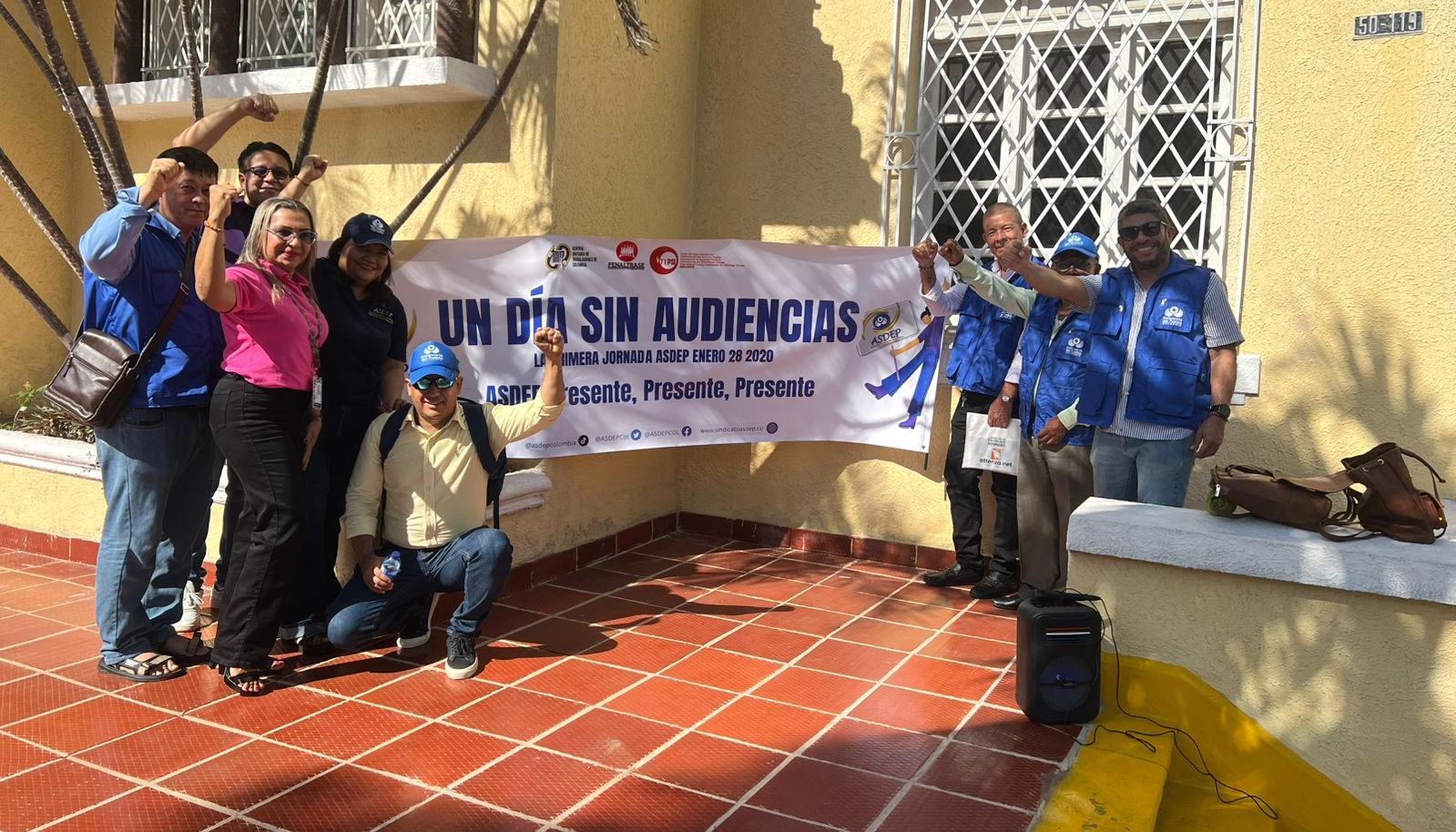 Defensores realizan 'Día sin audiencias'.