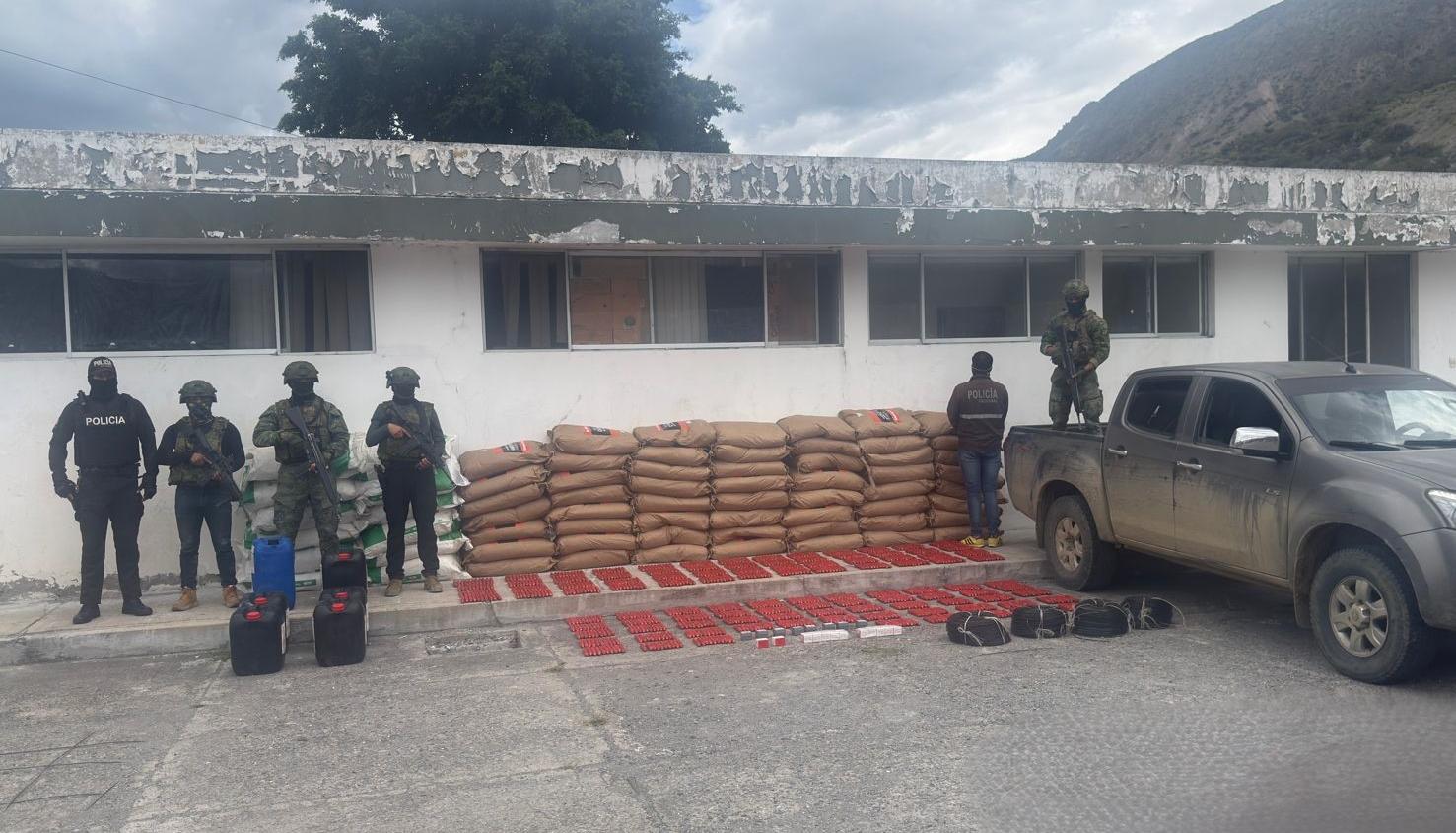 Dinamita incautada en Ecuador