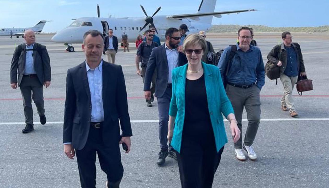 La embajadora Laura Dogu.