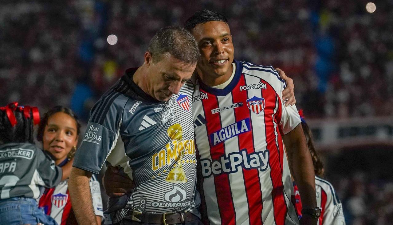 El español Cristobal Soria con Luis Fernando Muriel.