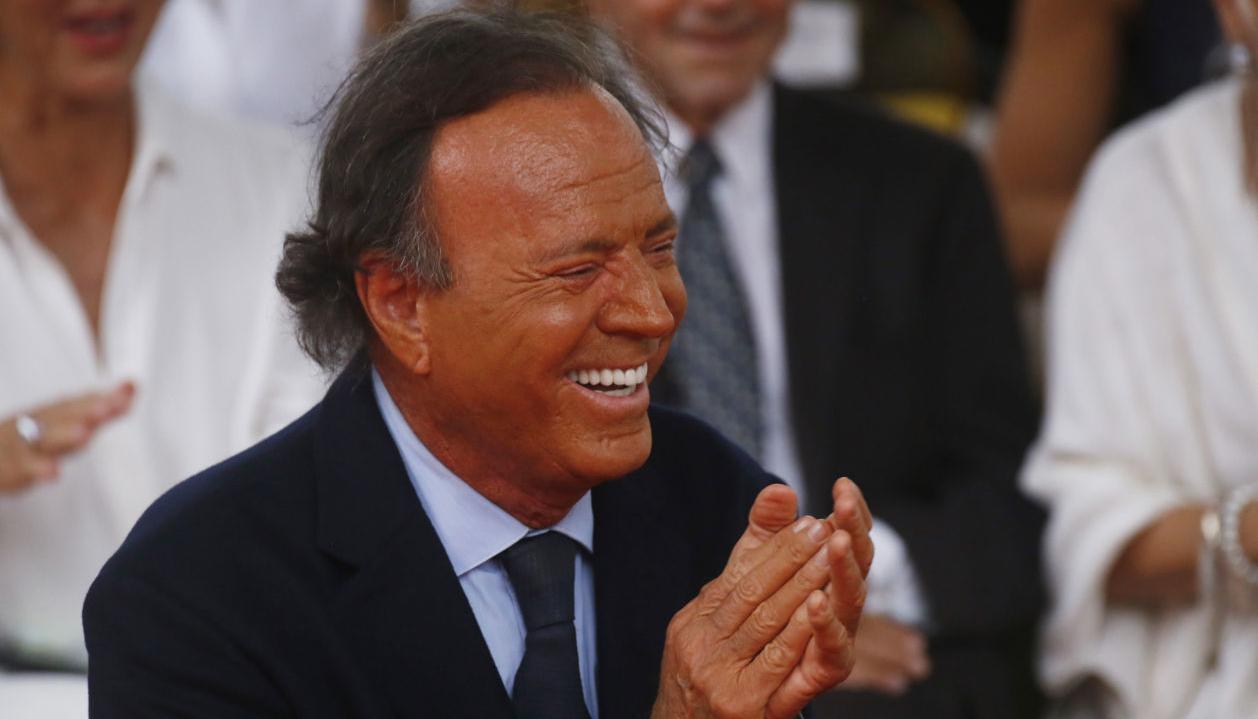 El cantante Julio Iglesias.