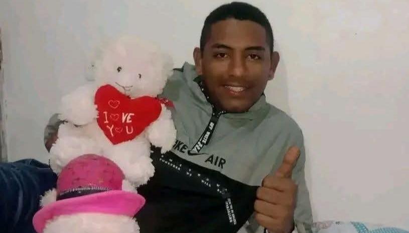  José Luis Castro Arias.