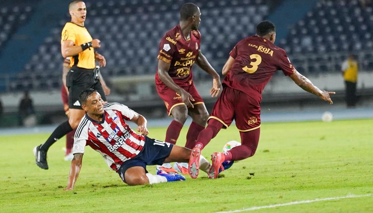 Luis Fernando Muriel en su primer partido con Junior.