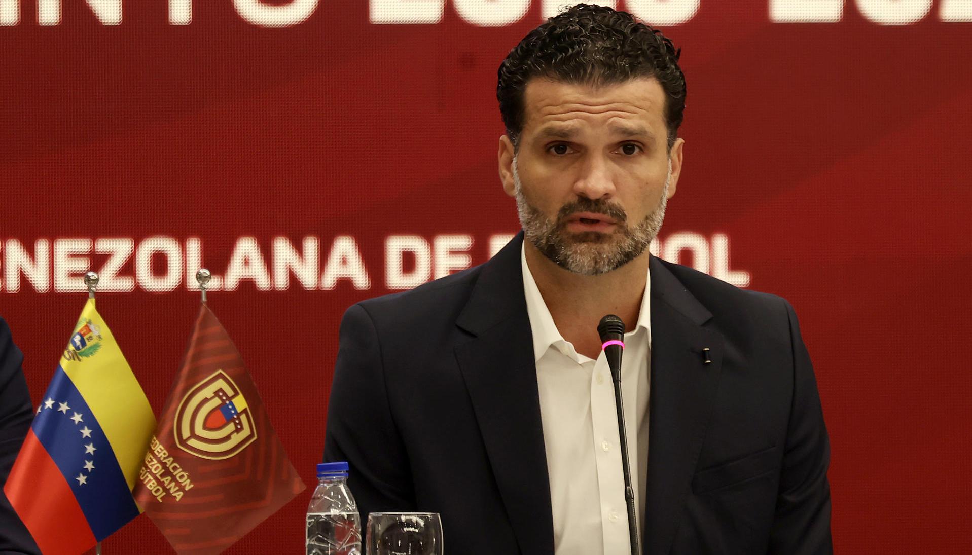 Oswaldo Vizcarrondo, nuevo técnico de la Selección Venezuela.