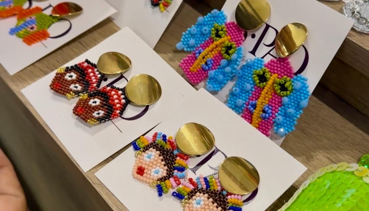 Diferentes accesorios podrán ser encontrados. 