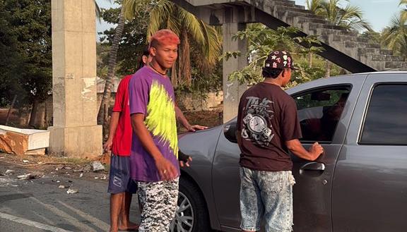 Sujetos al parecer extorsionan a conductor en la vía Barranquilla-Ciénaga. 