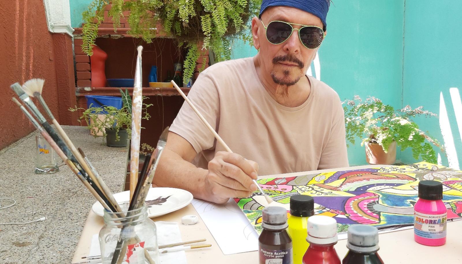 Alonso Suárez, ganador del Premio Nacional de Artes Plásticas del Ministerio de Cultura.