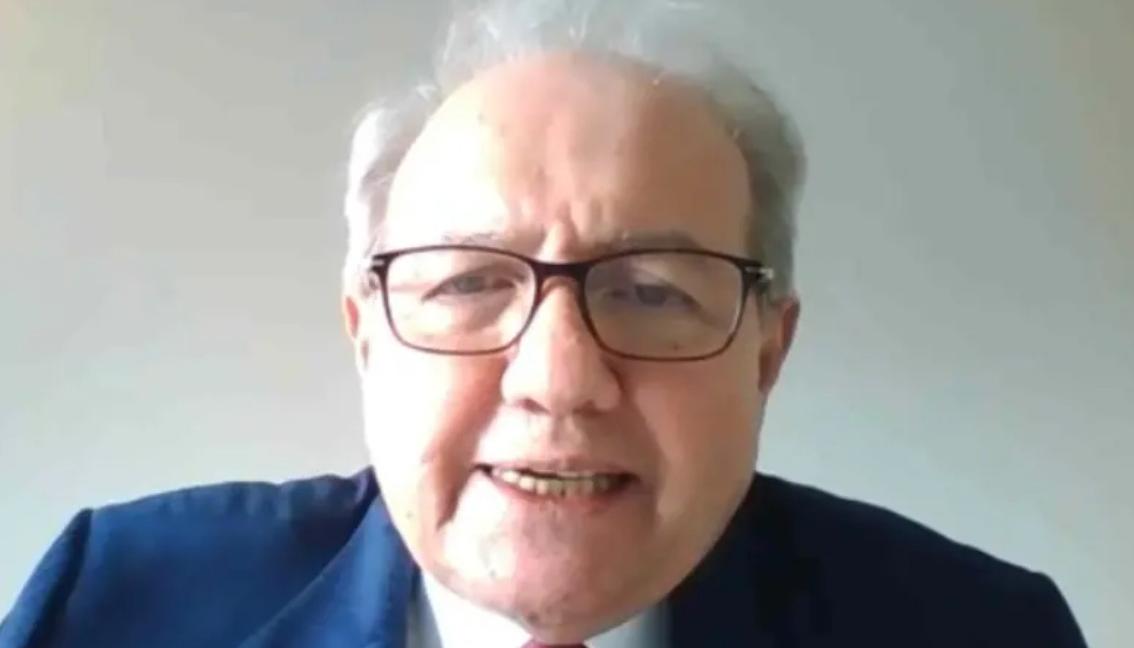 El exmagistrado José Leonidas Bustos Martínez.