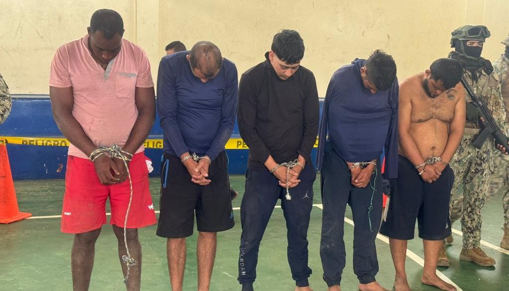 Los colombianos capturados.