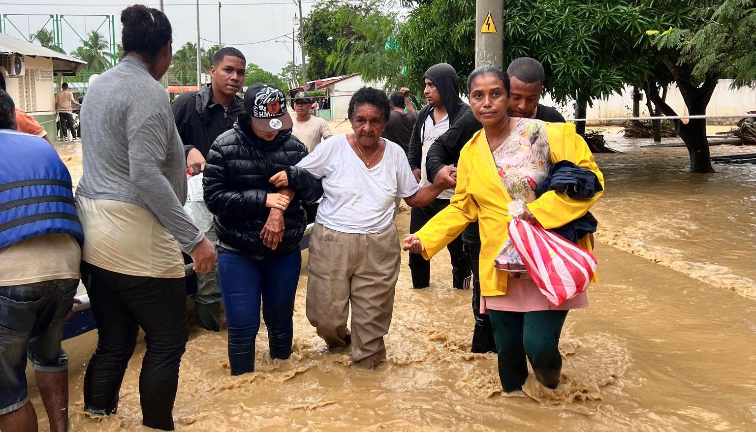 Damnificados por fuertes lluvias.