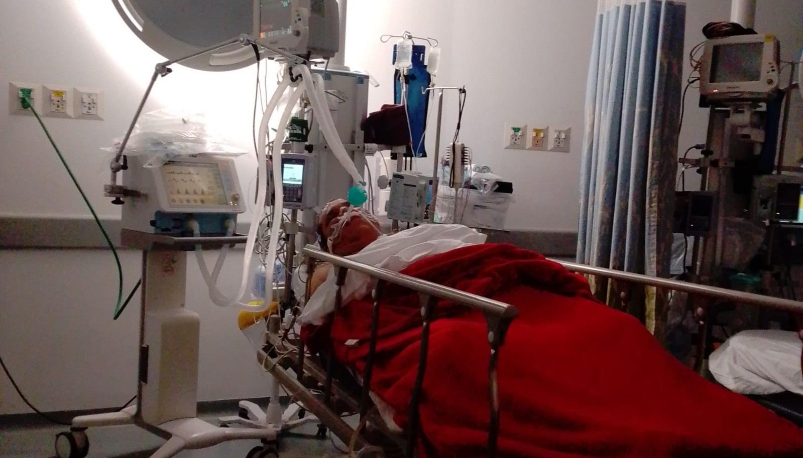 El paciente actualmente se encuentra en sala de reanimación a la espera de ser trasladado a la UCI. 