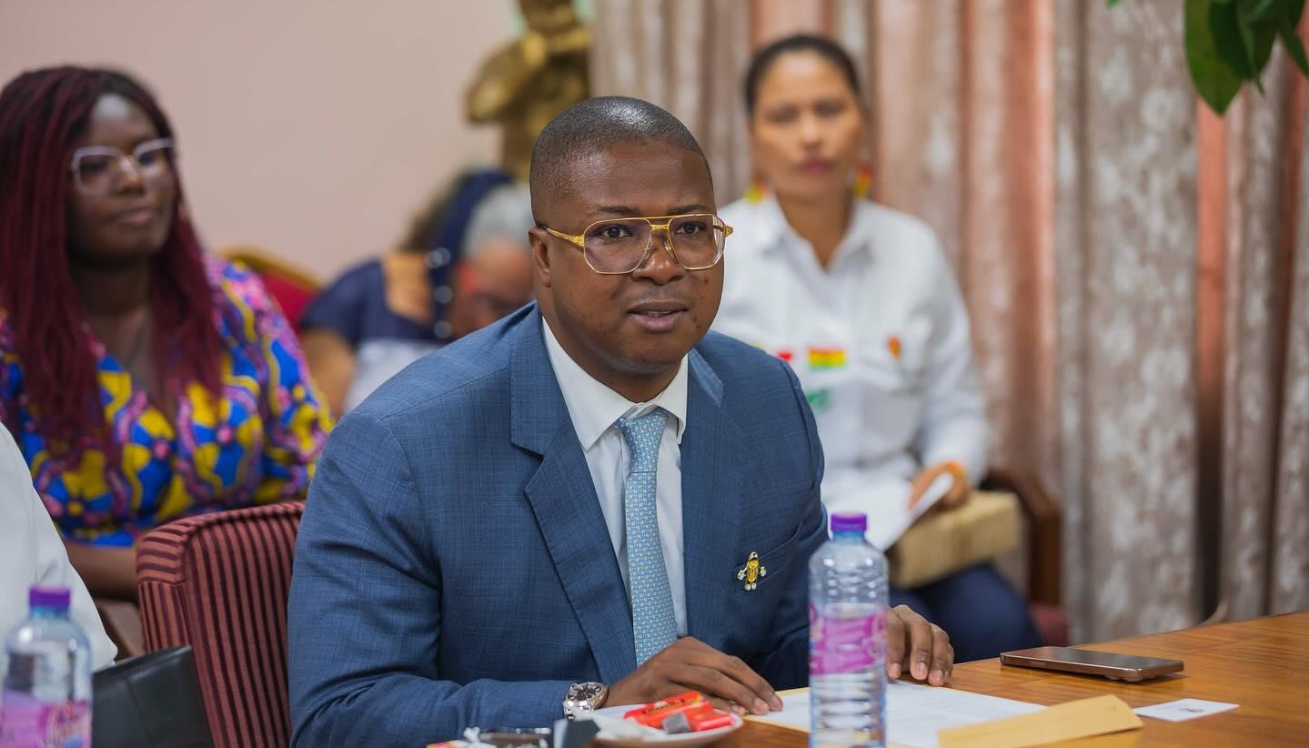 El exembajador de Colombia en Ghana, Daniel Garcés Carabalí.