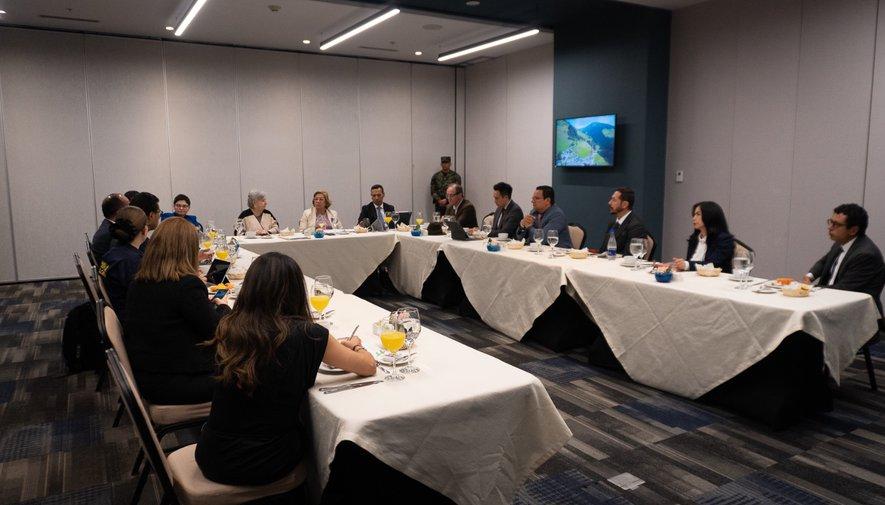 Reunión en Quito entre Colombia y Ecuador.