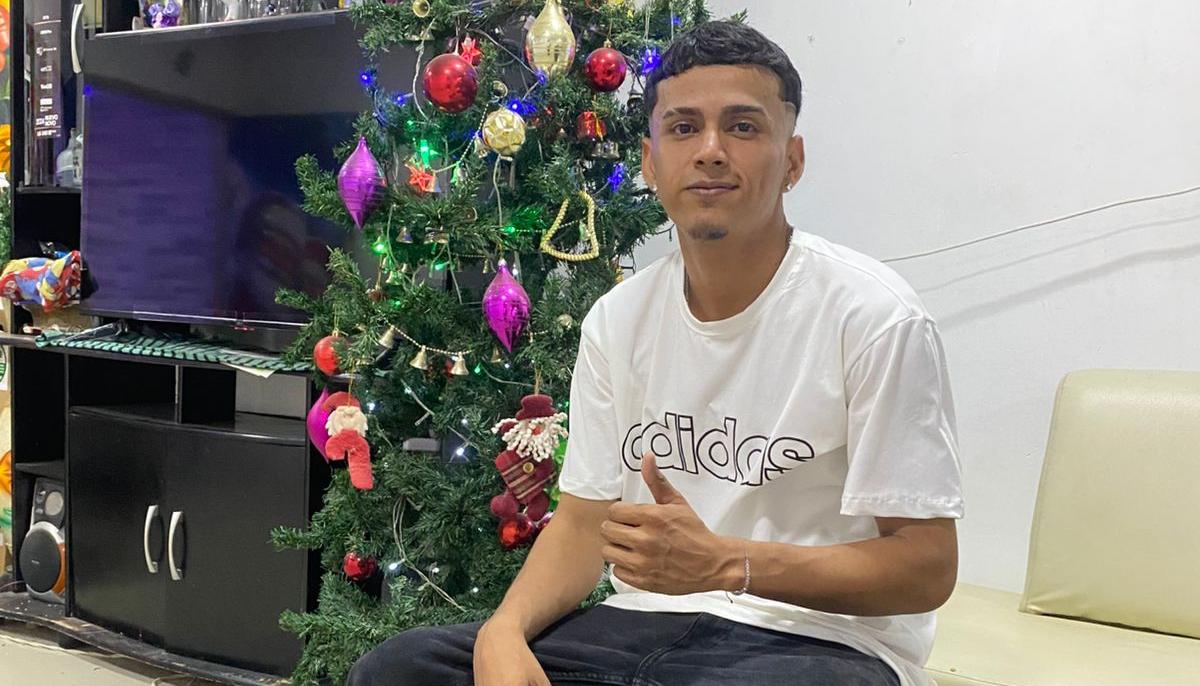 Alex Yuyceth Torres Suárez. 