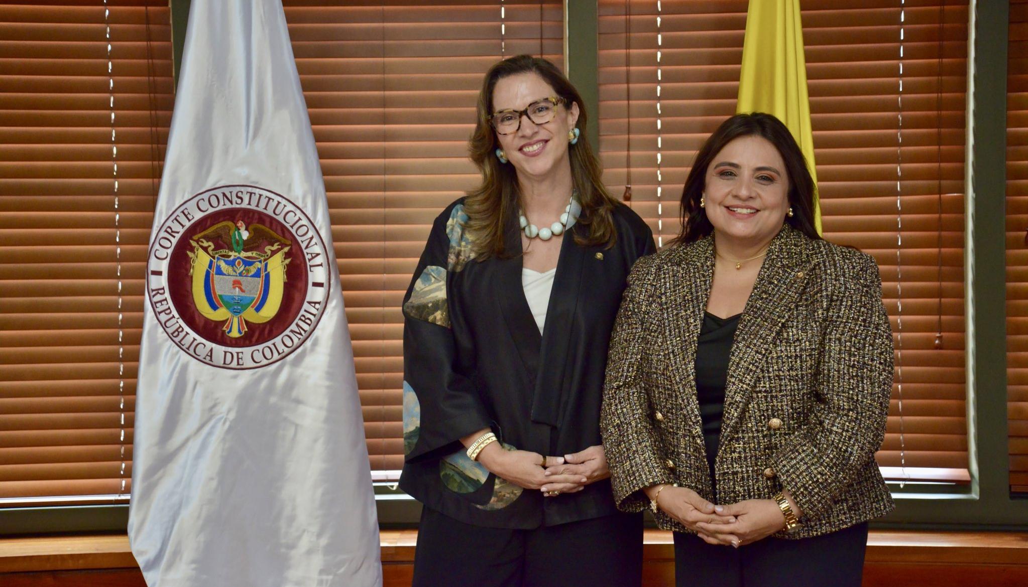 La vicepresidenta designada de la Corte, Natalia Ángel Cabo, y la presidenta Paola Andrea Meneses Mosquera.
